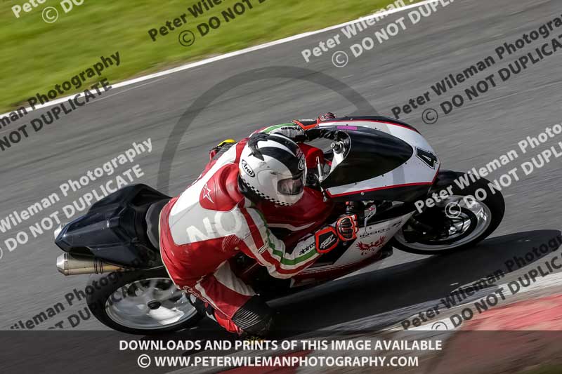 anglesey;brands hatch;cadwell park;croft;donington park;enduro digital images;event digital images;eventdigitalimages;mallory;no limits;oulton park;peter wileman photography;racing digital images;silverstone;snetterton;trackday digital images;trackday photos;vmcc banbury run;welsh 2 day enduro